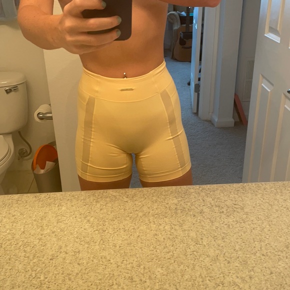 Gymshark Whitney Simmons collection - Picture 5 of 9